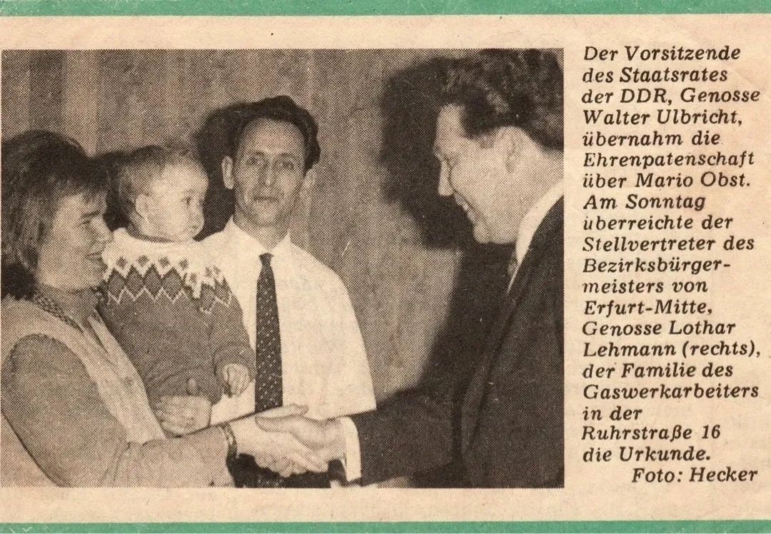 Mario Obst erhält 1971 die Ehrenpatenschaft von Walter Ulbricht